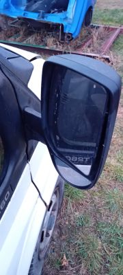 Pravé zrcatko Ford Transit