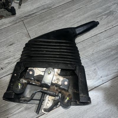 Páka ruční brzdy Ford Transit MK7 6C1T15K857AA