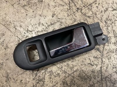 Vnitřní klika dveří přední PRAVÁ VW Golf 4 3B1837114