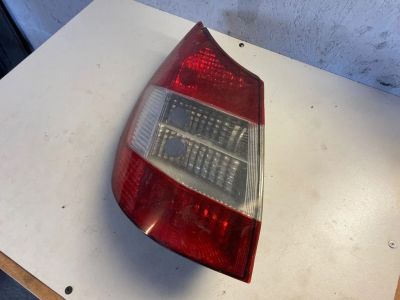 Zadní světlo levé Renault Scenic II 085511937L