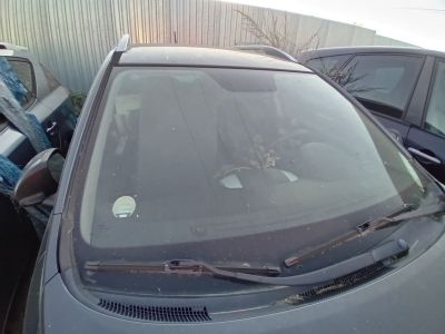 Kia cee'd – čelní sklo (přední)